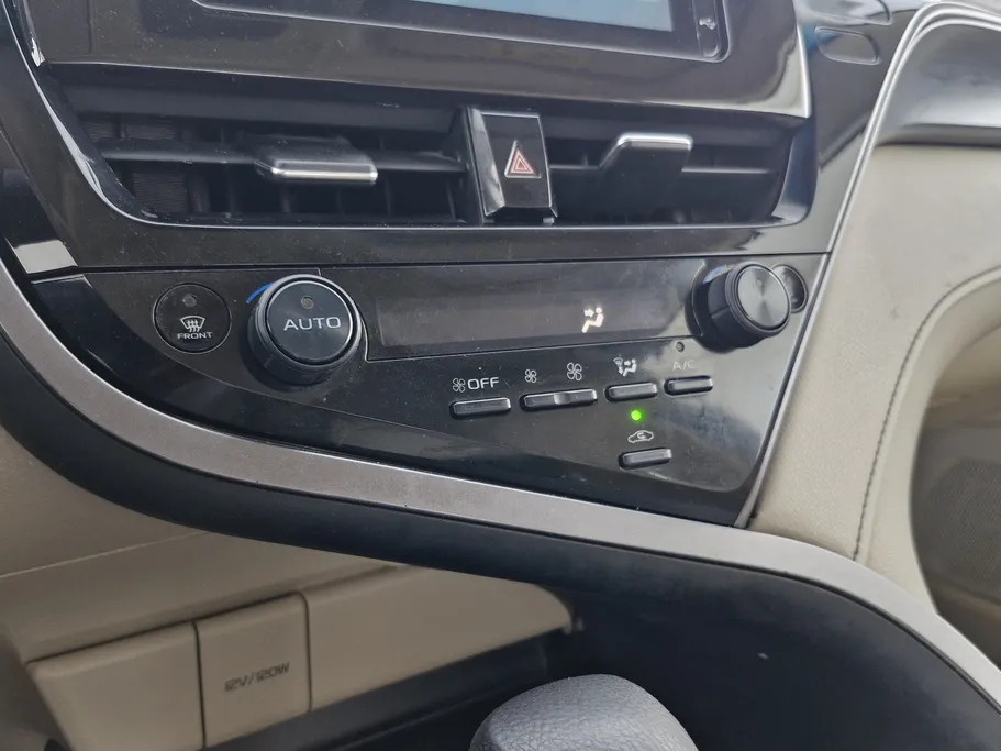 2021 Toyota Camry  LE 