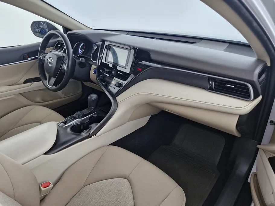 2021 Toyota Camry  LE 