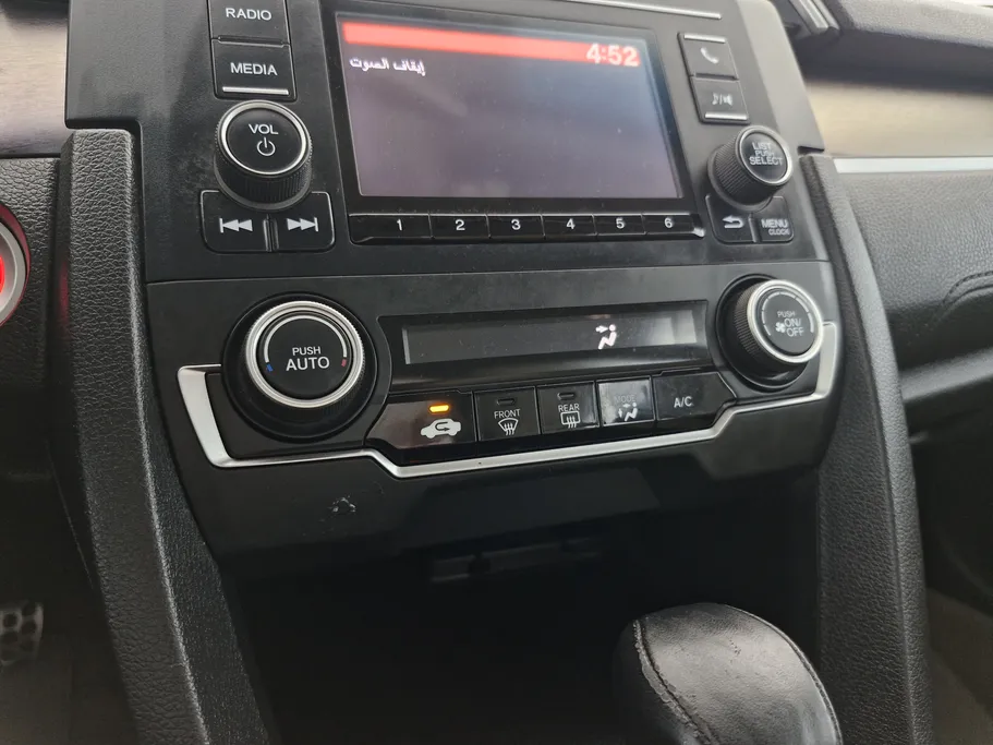 هوندا سيفيك LX 2018 