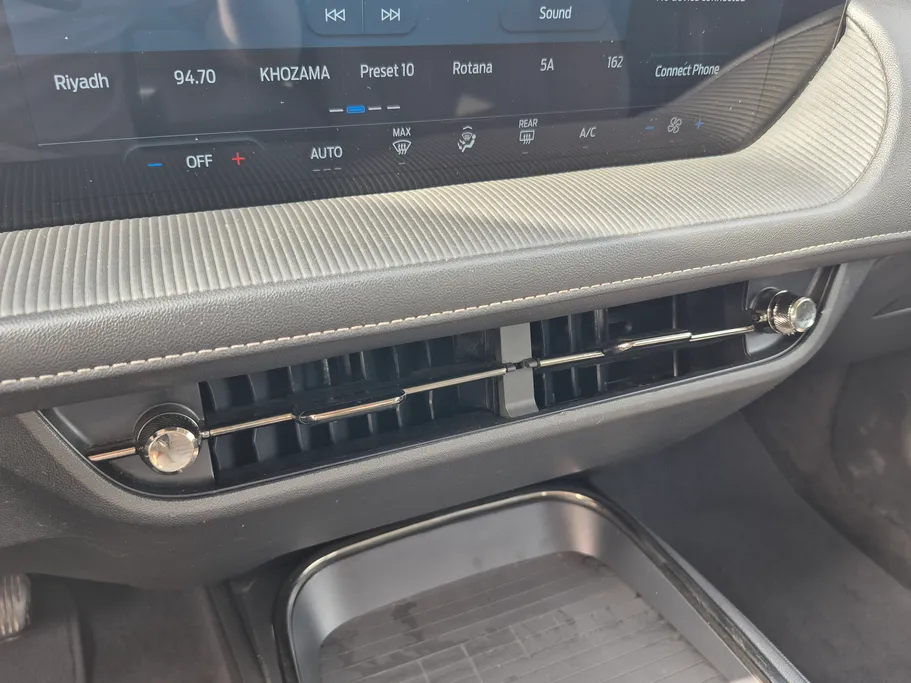 فورد تورس امبيانتي 2024 