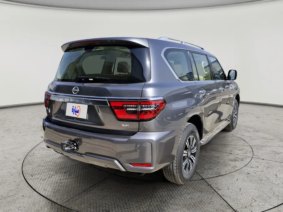 2023 Nissan Patrol SE 
