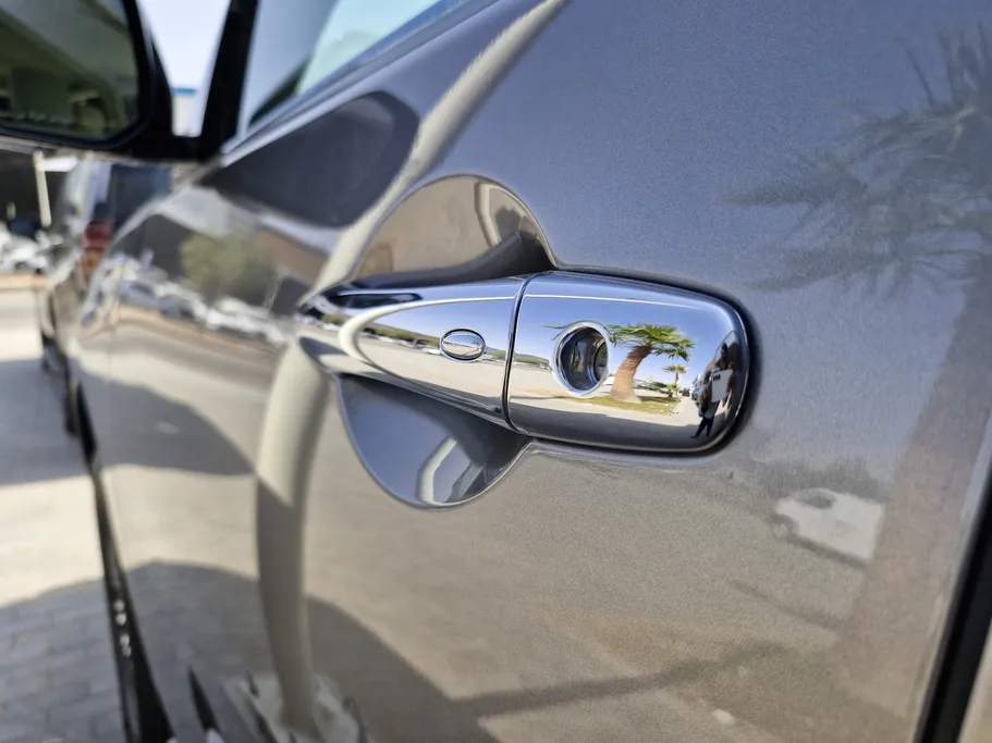 2023 Nissan Patrol SE 