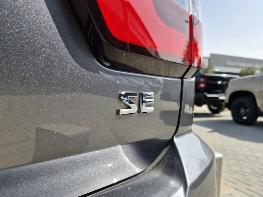 2023 Nissan Patrol SE 