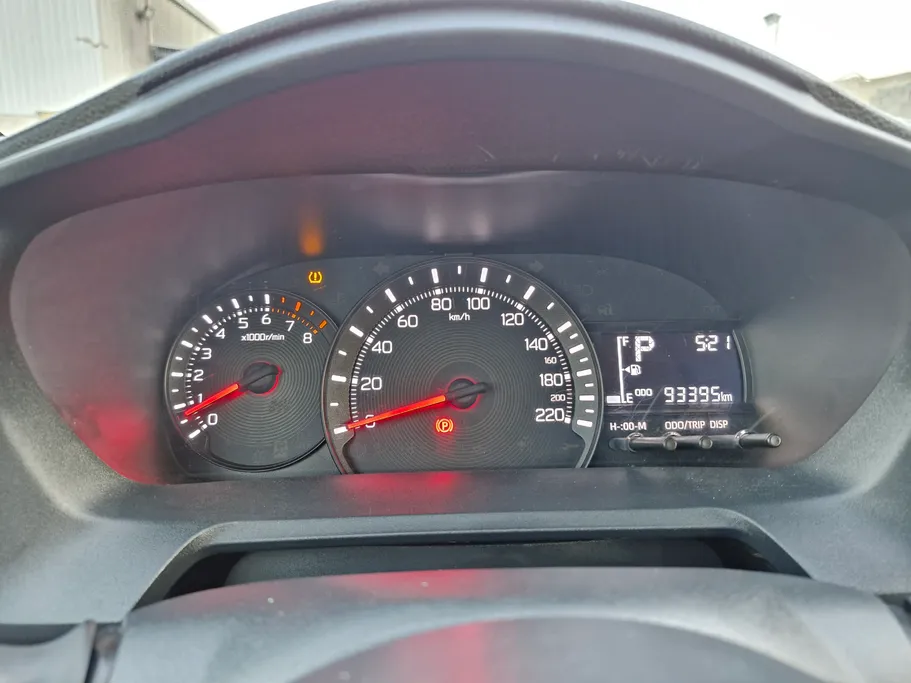 2023 Toyota Yaris  Y 