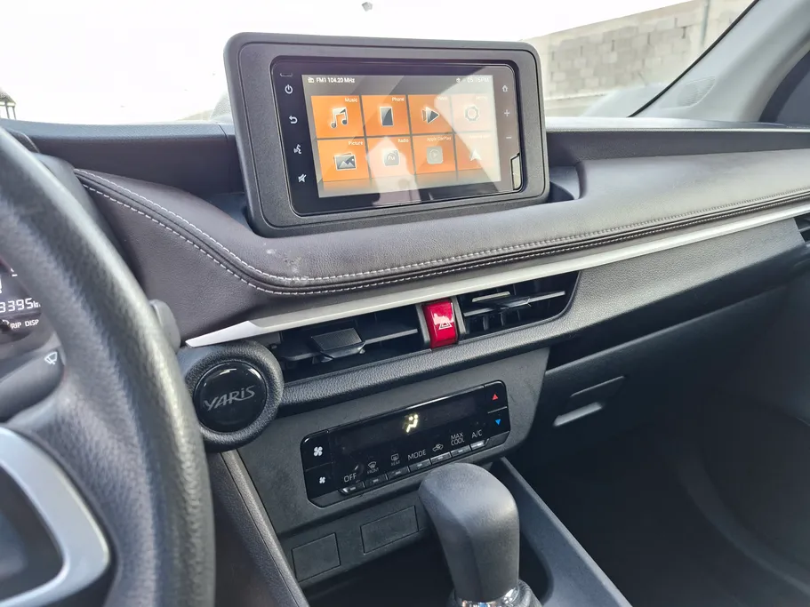 2023 Toyota Yaris  Y 