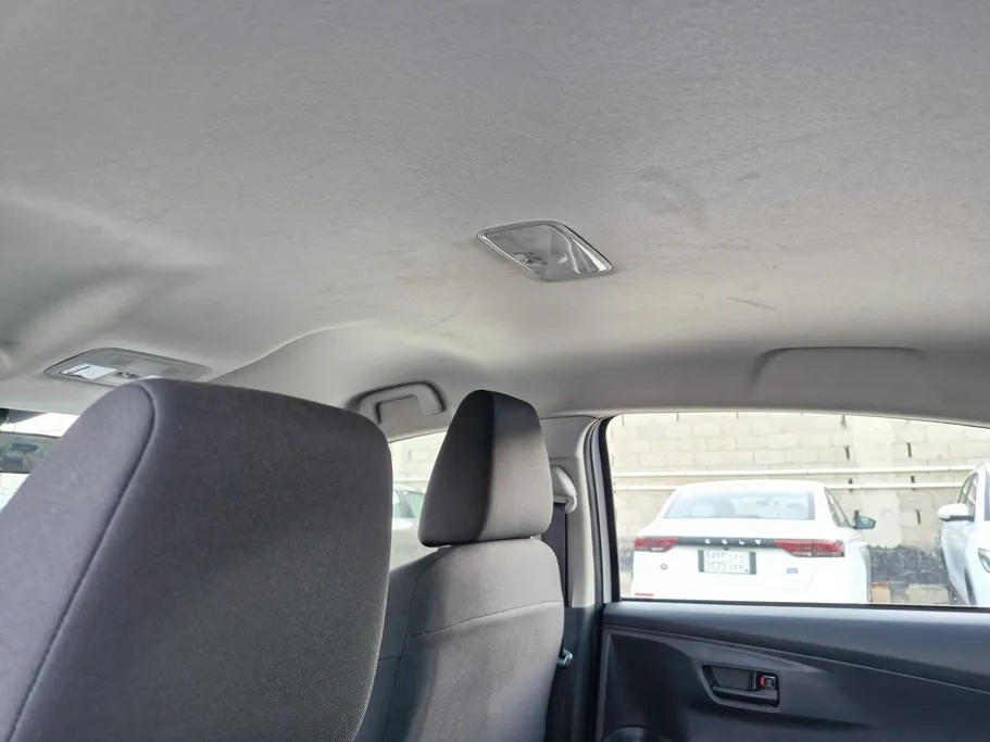 2023 Toyota Yaris  Y 