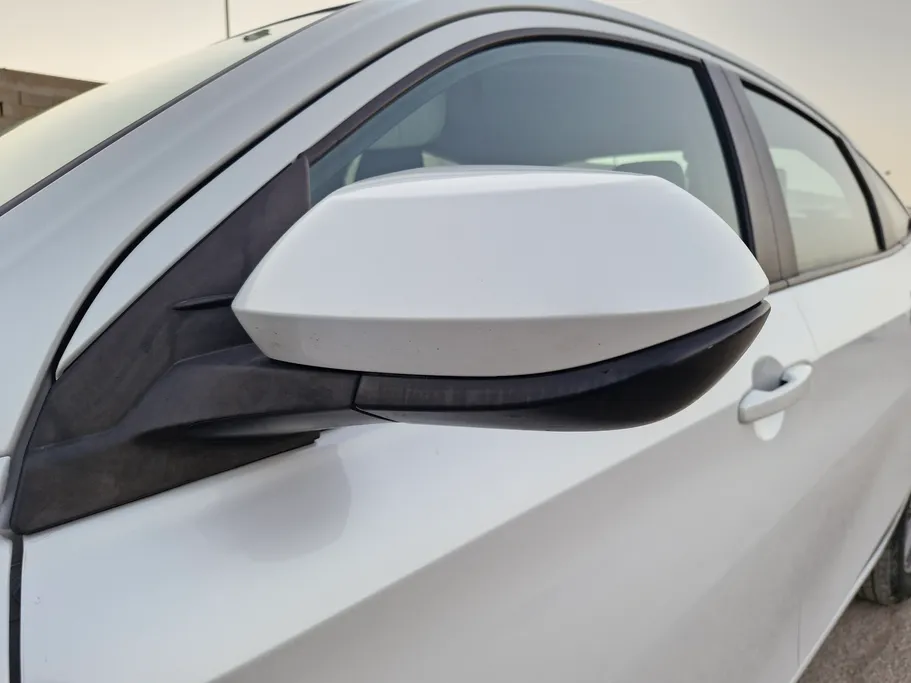 2023 Toyota Yaris  Y 