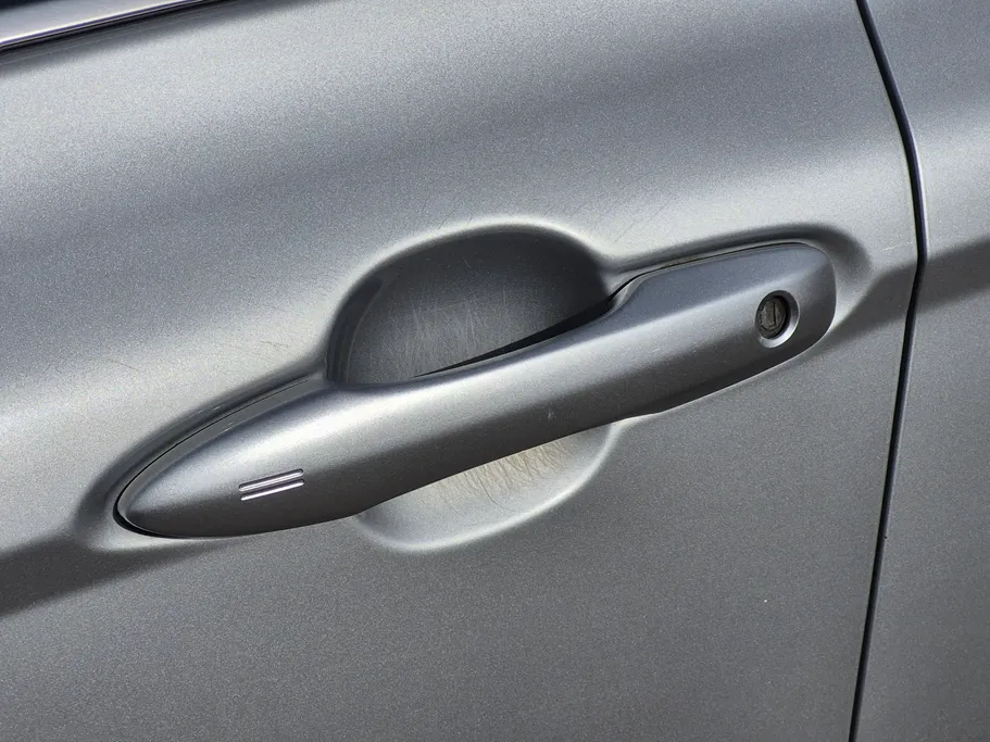 تويوتا كامري GLE HEV  2022 