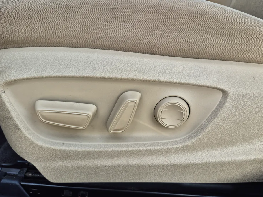 تويوتا كامري GLE HEV  2022 