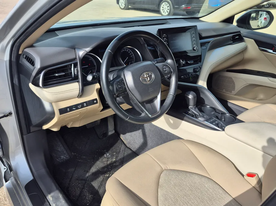 تويوتا كامري GLE HEV  2022 