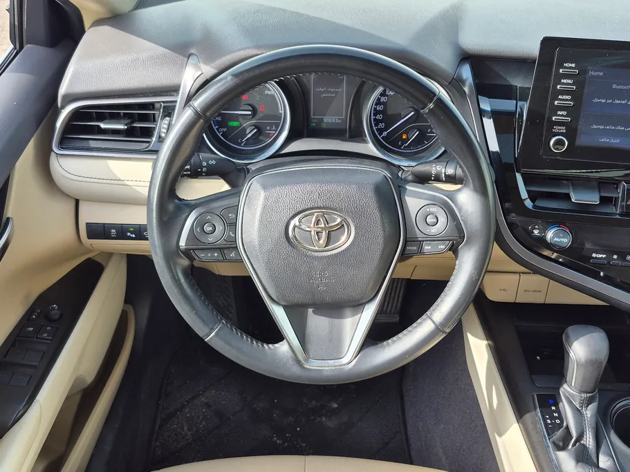 تويوتا كامري GLE HEV  2022 