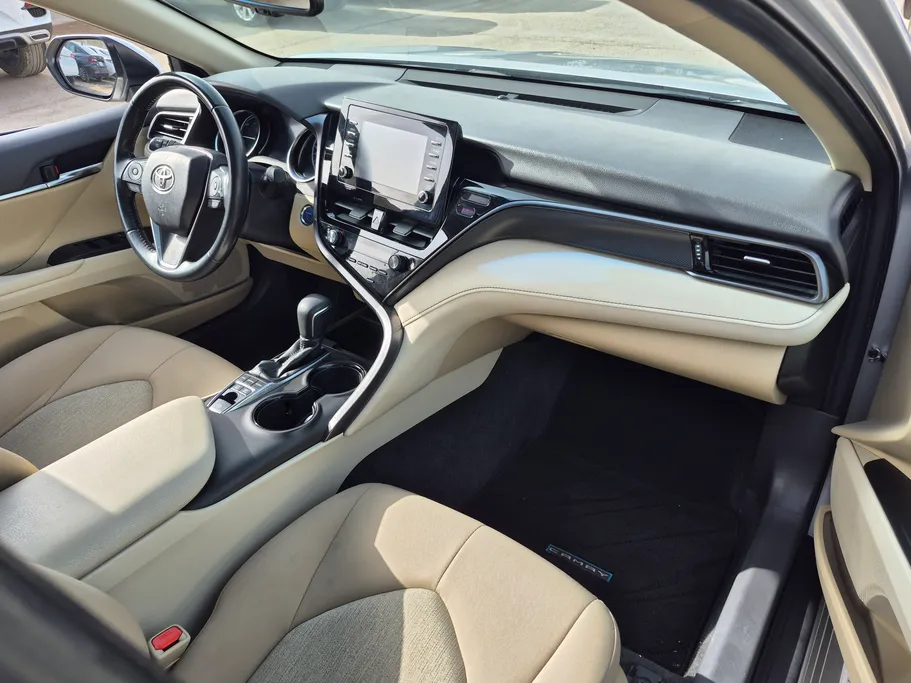 تويوتا كامري GLE HEV  2022 