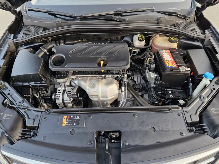 ام جي 5 LUX 2023 