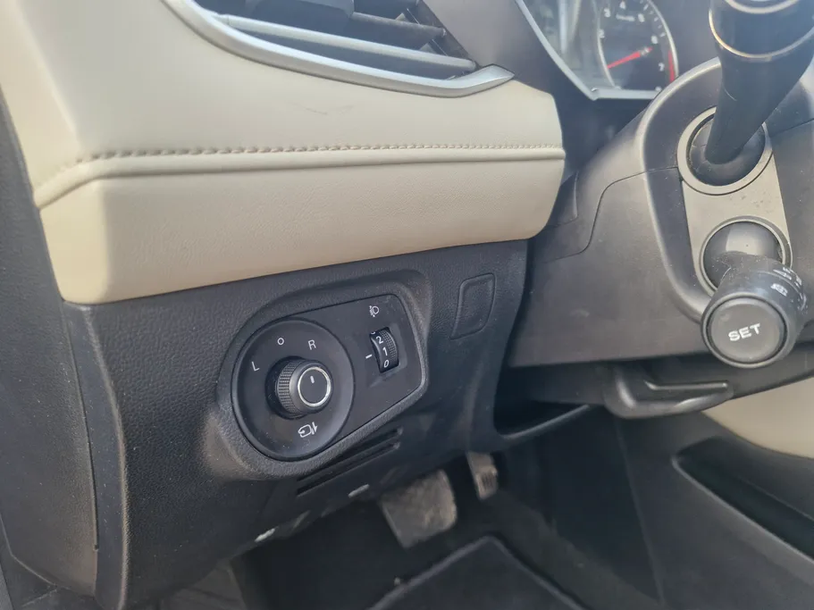 ام جي 5 LUX 2023 