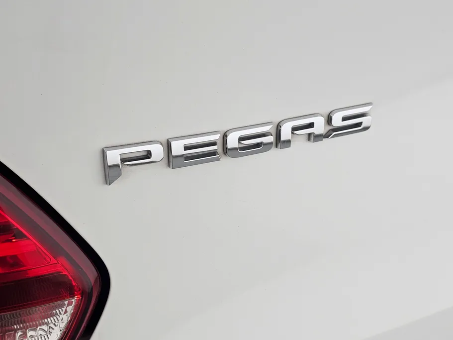 2022 Kia Pegas LX 