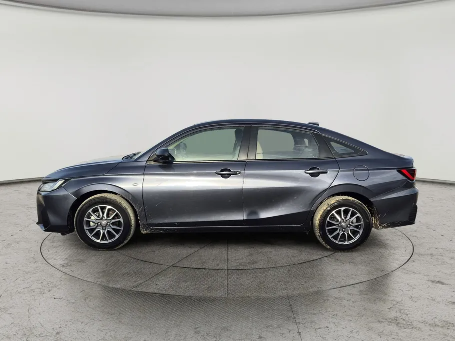 تويوتا يارس Y 2024 