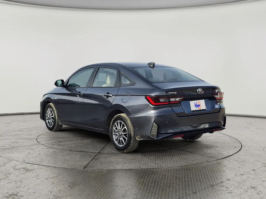 تويوتا يارس Y 2024 