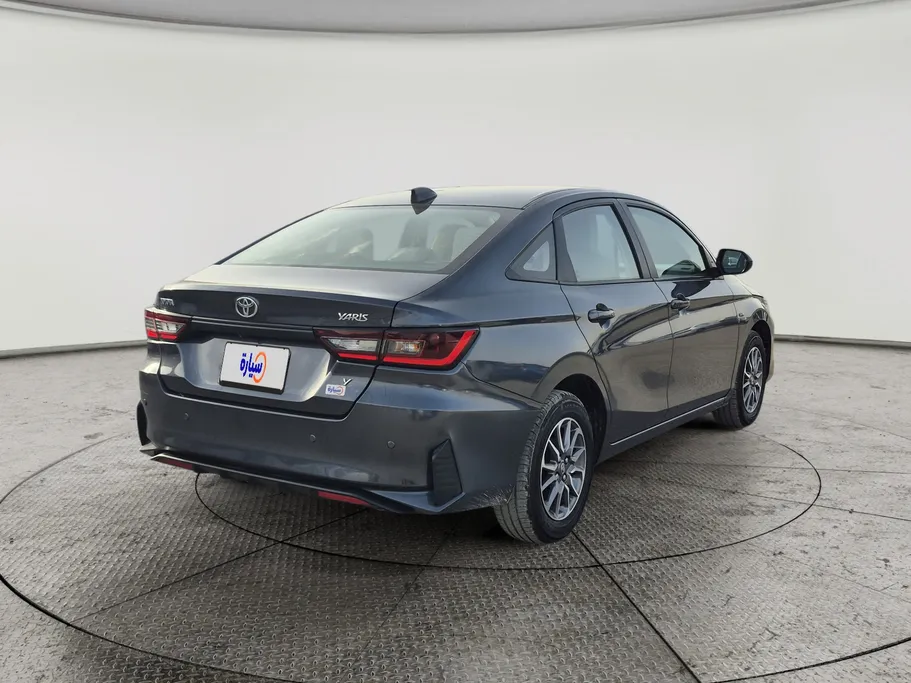تويوتا يارس Y 2024 