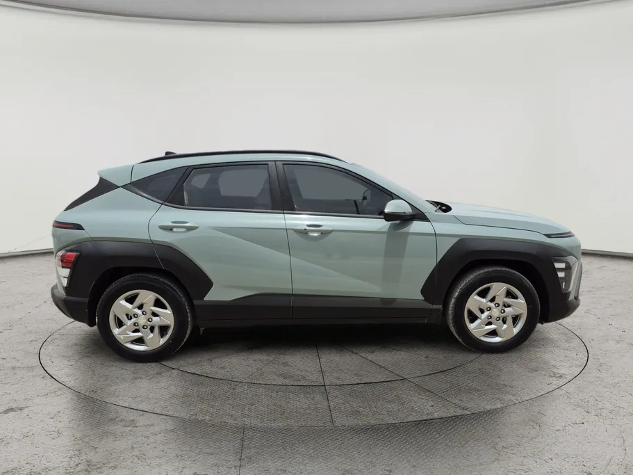 2024 Hyundai Kona SMART 