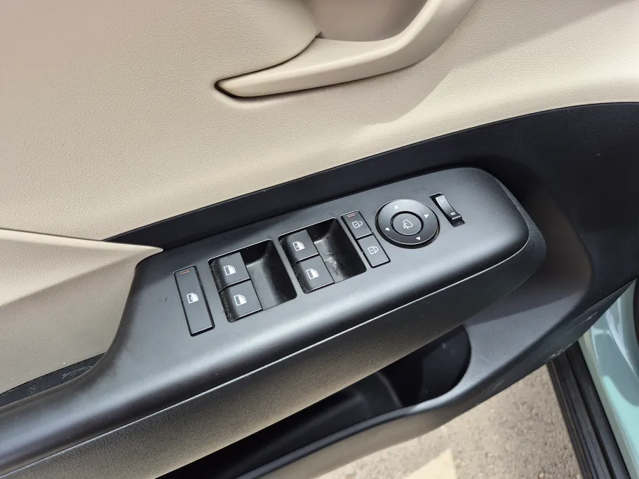 2024 Hyundai Kona SMART 