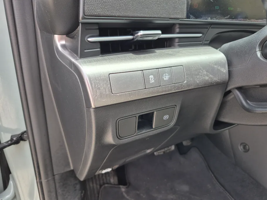 2024 Hyundai Kona SMART 