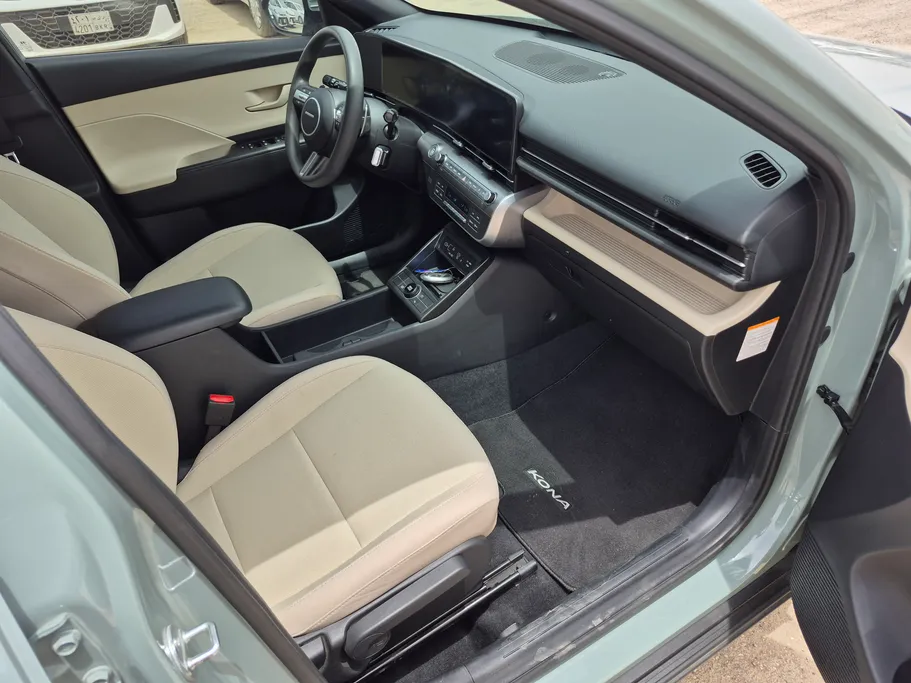 2024 Hyundai Kona SMART 