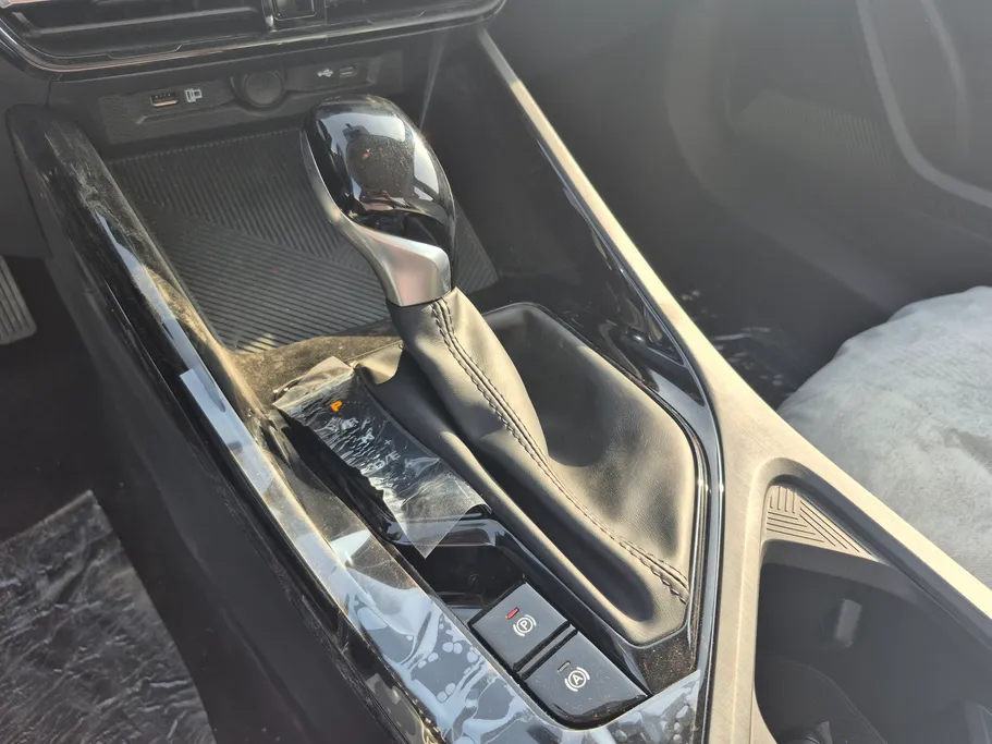 ام جي 5 ستاندر الشكل الجديد 2025 