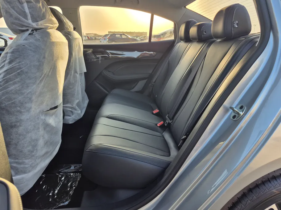 2025 MG 5 STD New Shape 