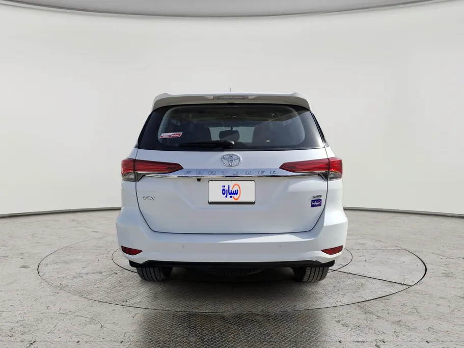 2023 Toyota Fortuner VX 