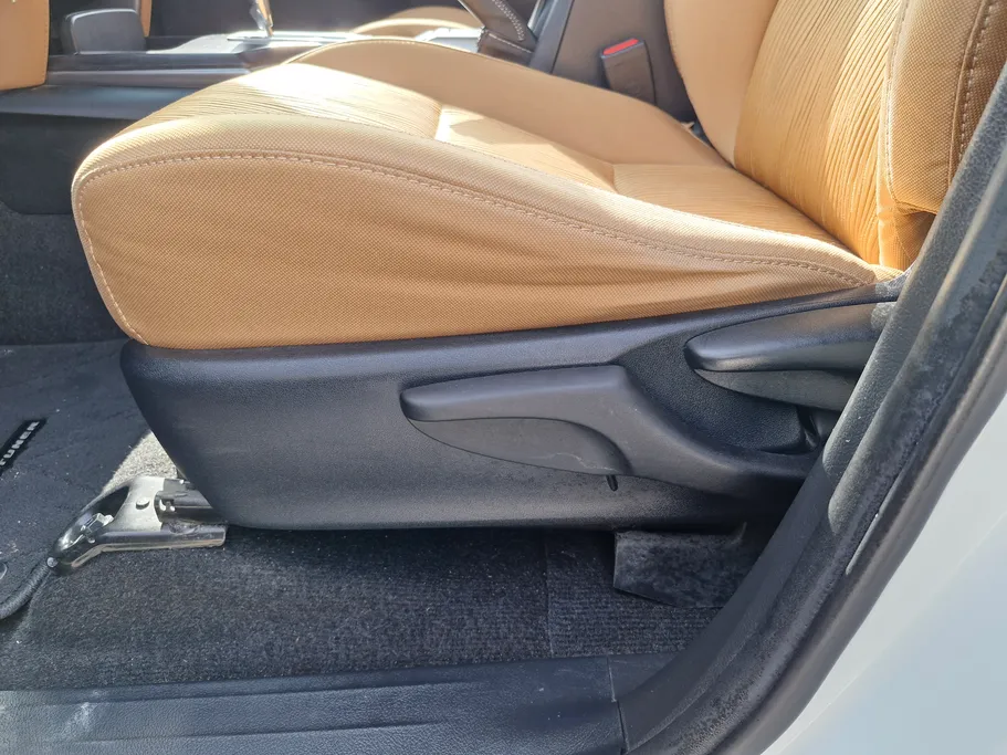 2023 Toyota Fortuner VX 