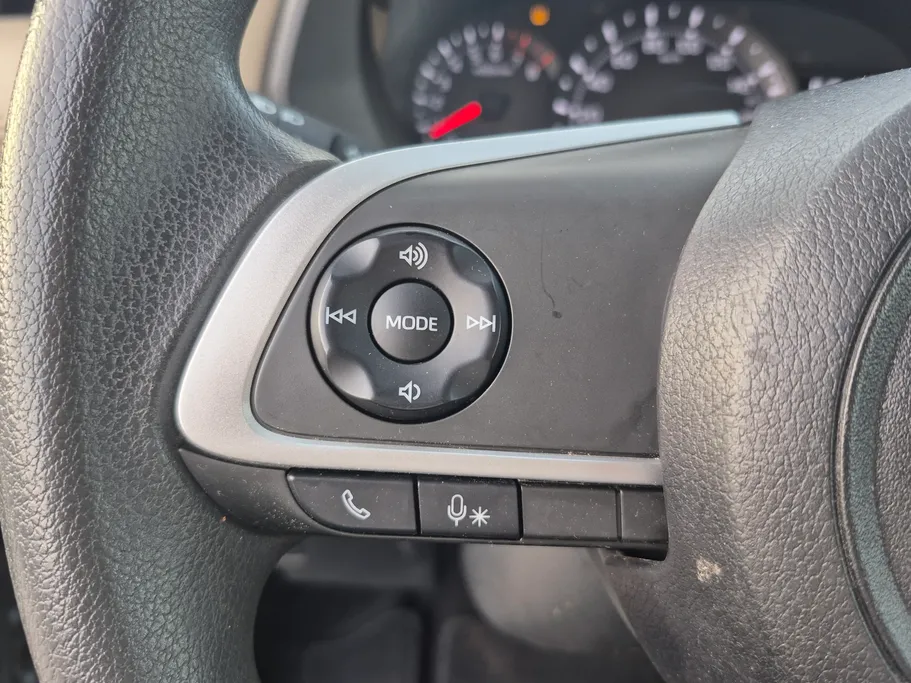 تويوتا يارس Y 2023 