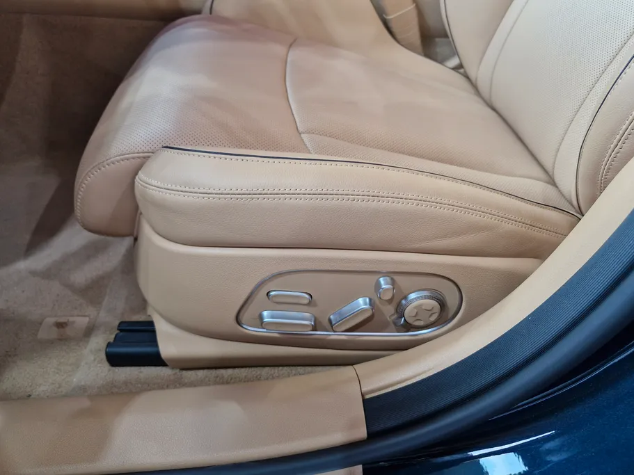 جينيسيس G90 Royal 2025 