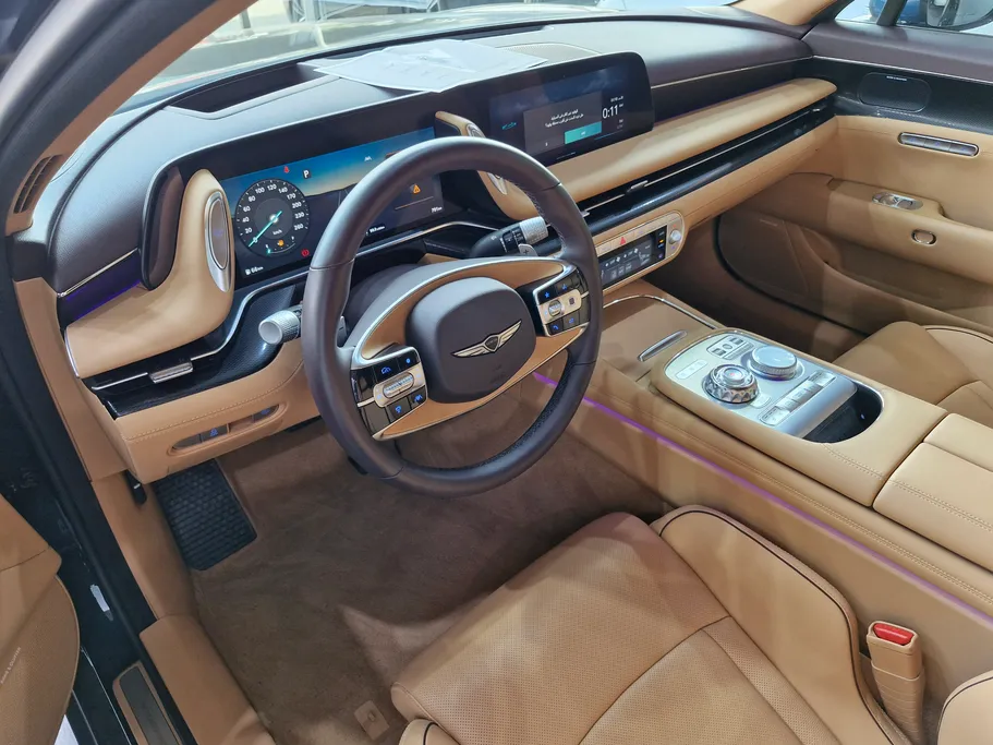 جينيسيس G90 Royal 2025 