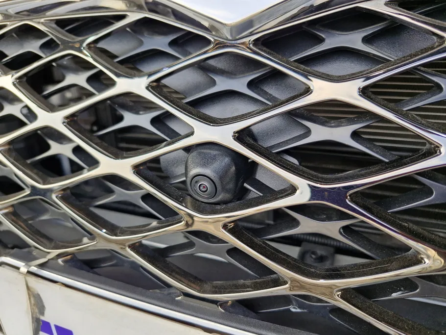 جينيسيس G90 Royal 2025 