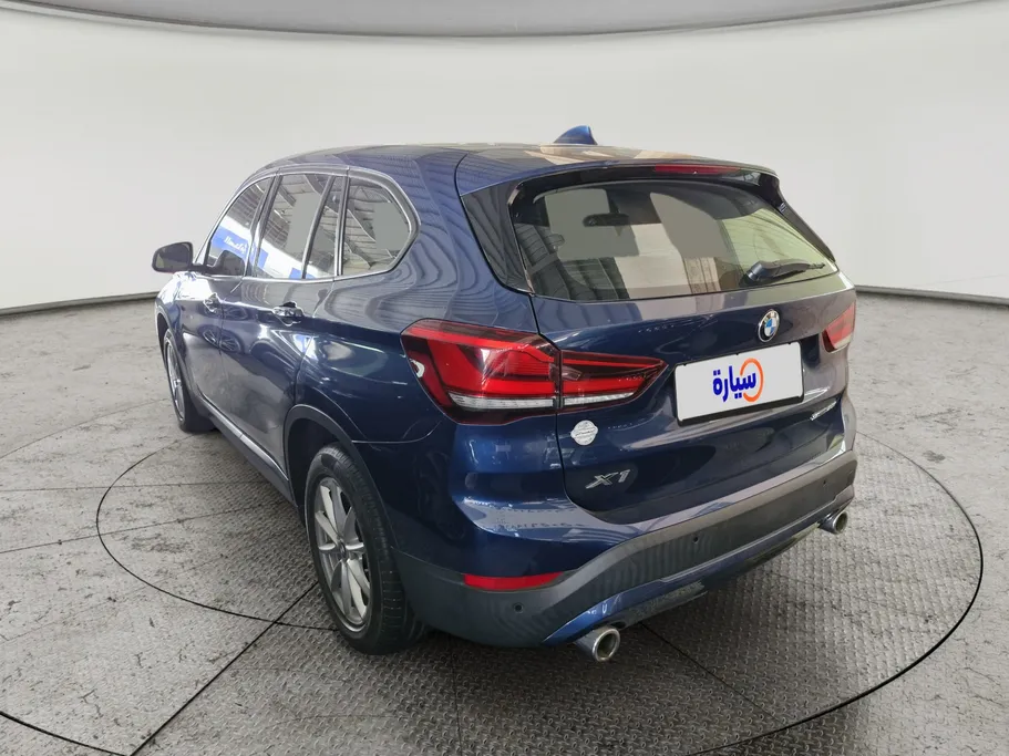 بي ام دبليو الفئة اكس 1 S Drive 20 i  2021 