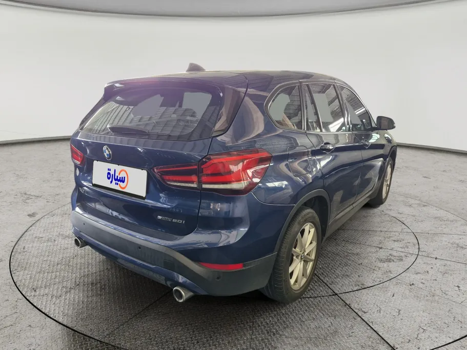 بي ام دبليو الفئة اكس 1 S Drive 20 i  2021 