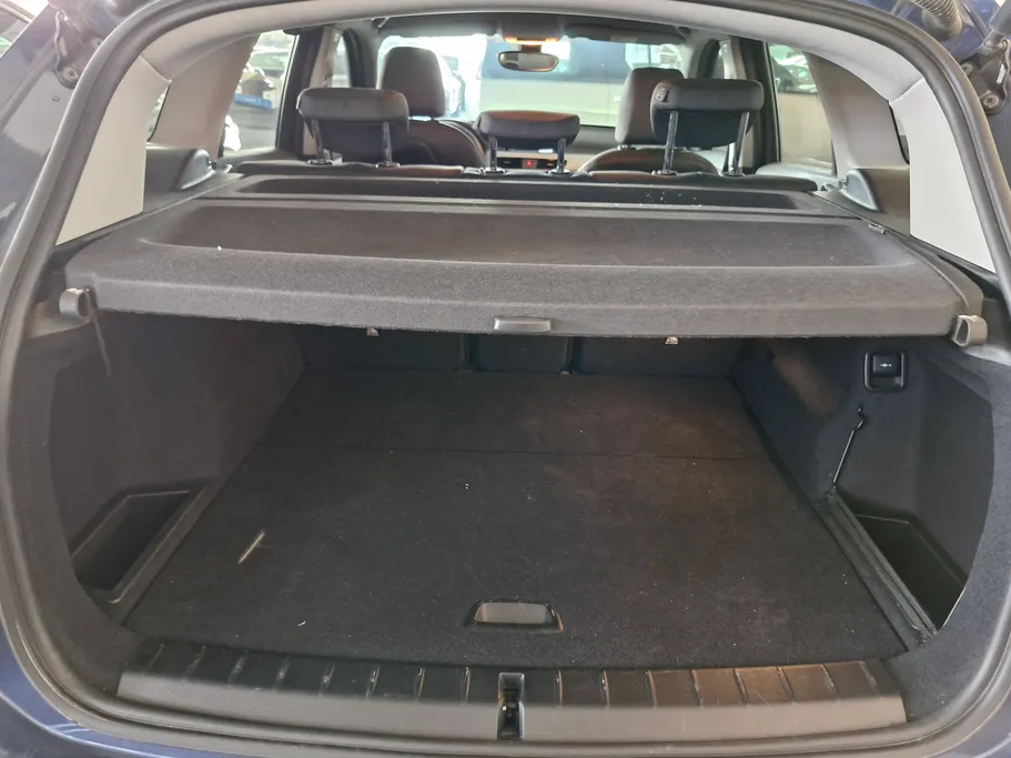 بي ام دبليو الفئة اكس 1 S Drive 20 i  2021 