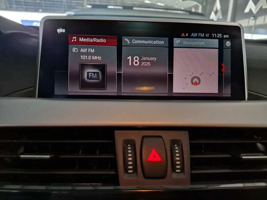 بي ام دبليو الفئة اكس 1 S Drive 20 i  2021 