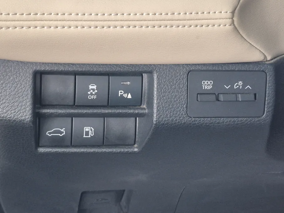 تويوتا افالون Touring 2021 