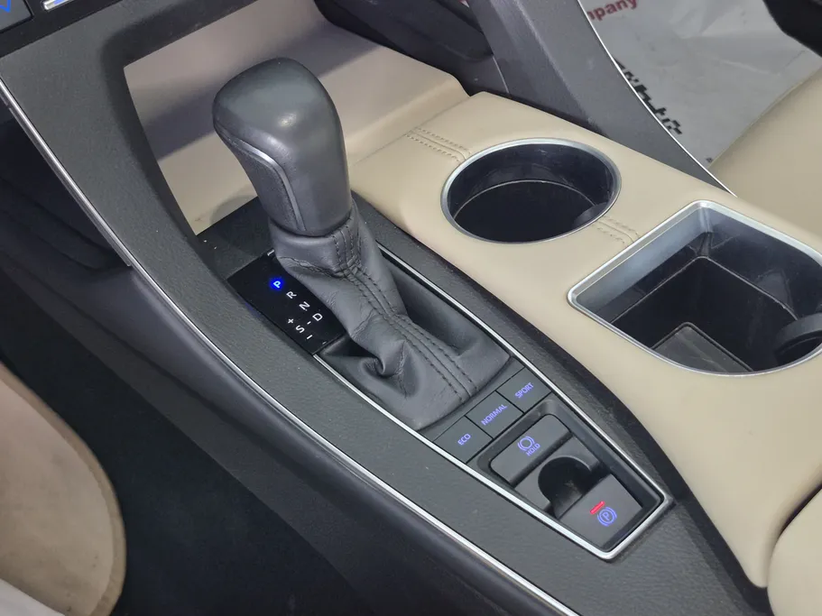 تويوتا افالون Touring 2021 