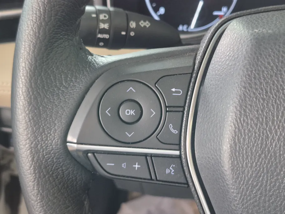 تويوتا افالون Touring 2021 