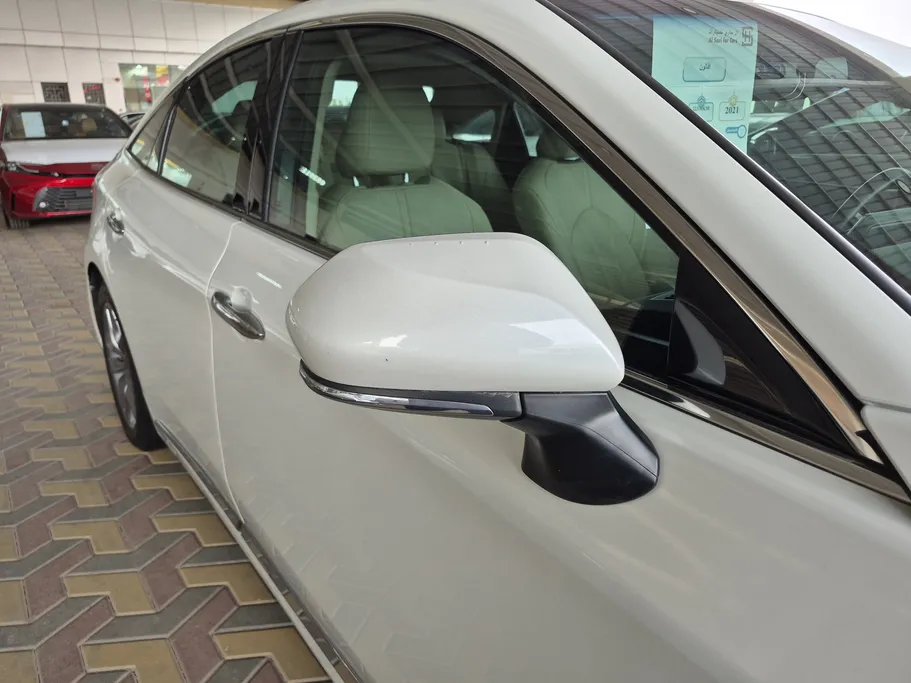 تويوتا افالون Touring 2021 