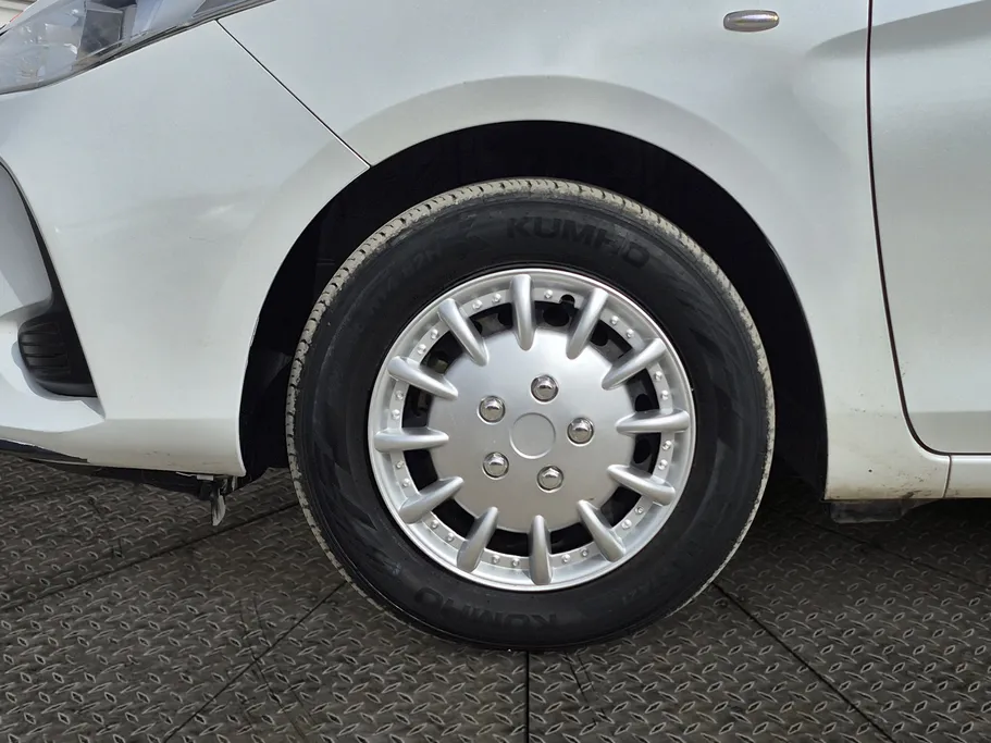 تويوتا يارس Y 2022 