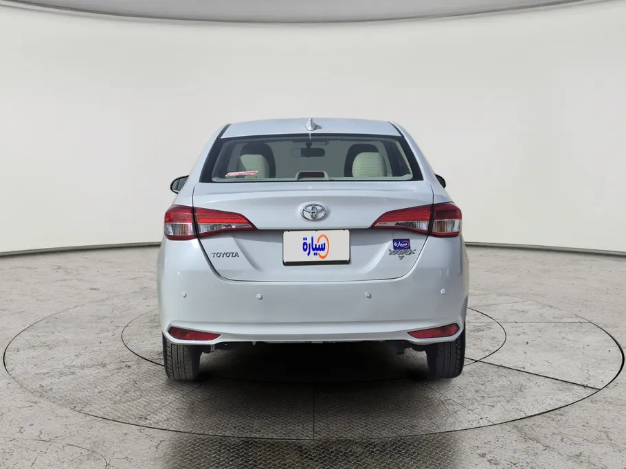 تويوتا يارس Y 2022 