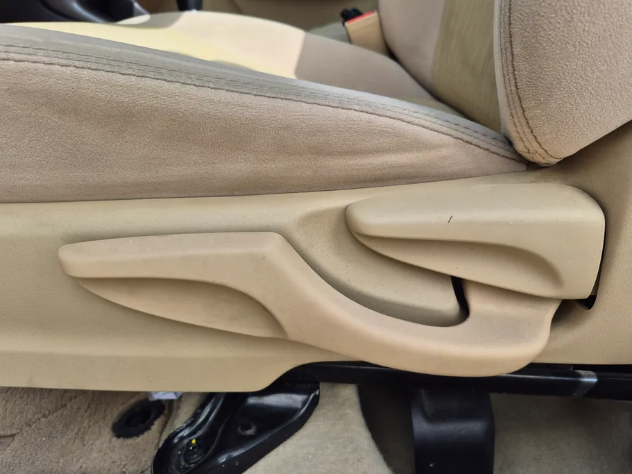 تويوتا يارس Y 2022 