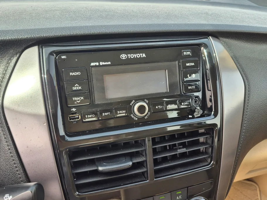 تويوتا يارس Y 2022 