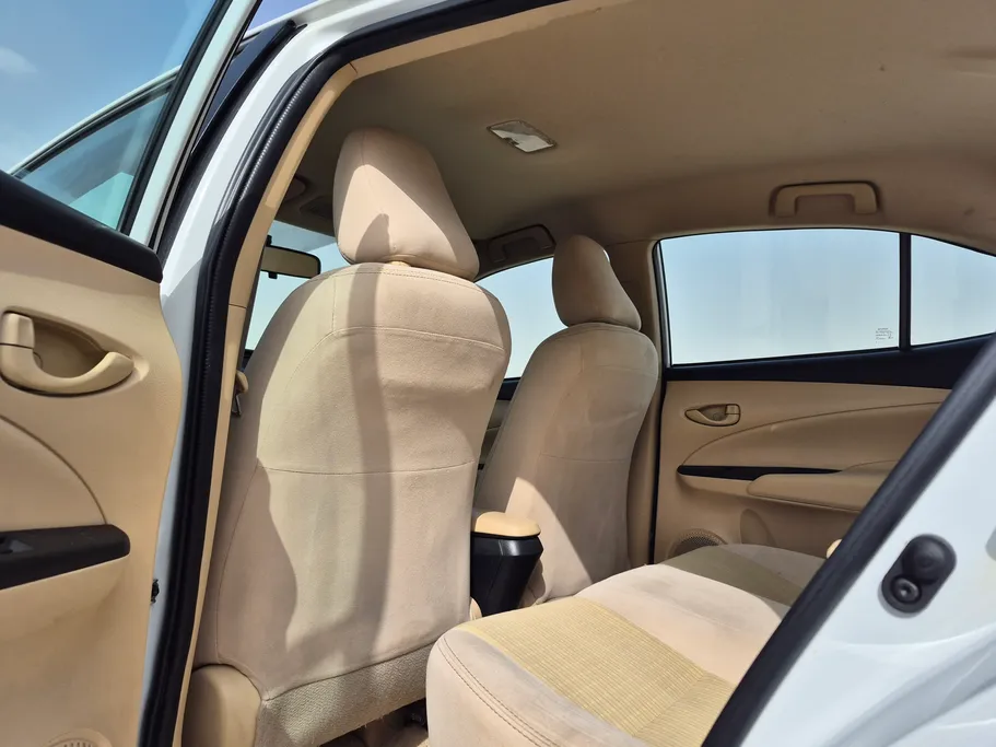 تويوتا يارس Y 2022 