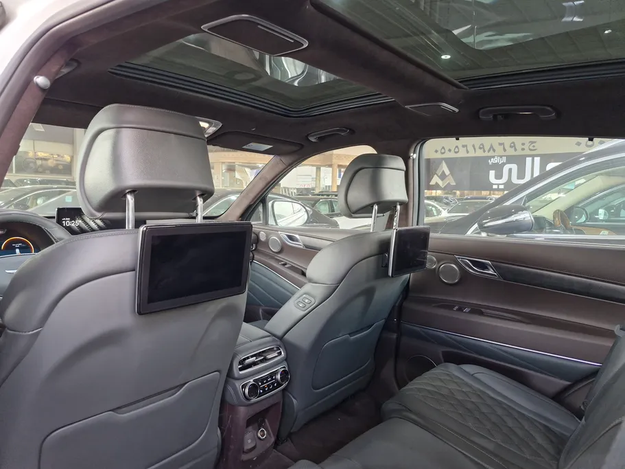 2023 Genesis GV80 Prestige 