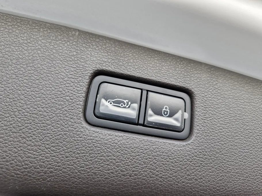 2023 Genesis GV80 Prestige 