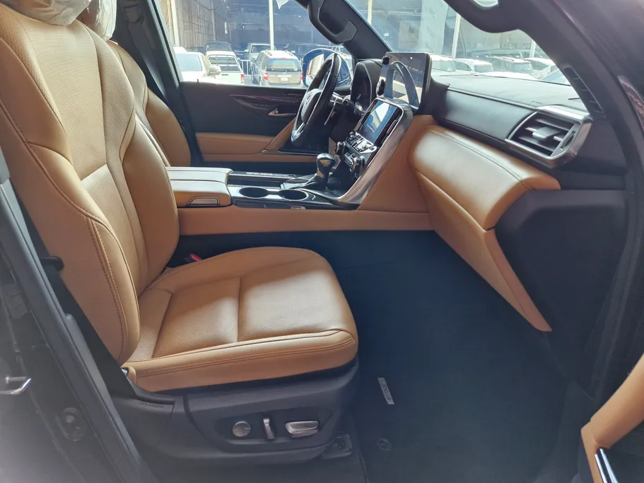 2023 Lexus LX 600 BB Elite 